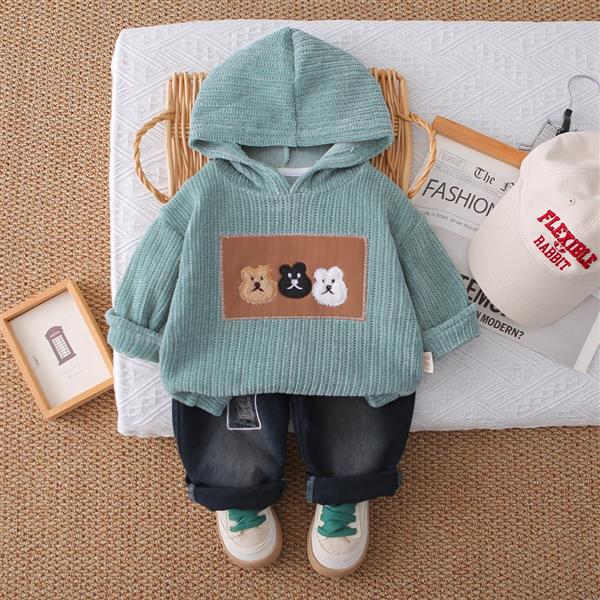 ست هودی پنبه ای سبز و شلوار جین ذغالی طرح خرسی کد 21097